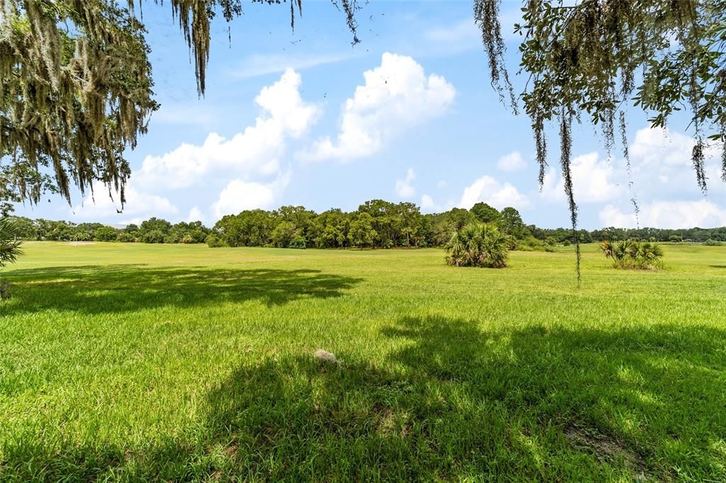 На продажу: $139,900 (2 спален, 2 ванн, 840 Квадратных фут)