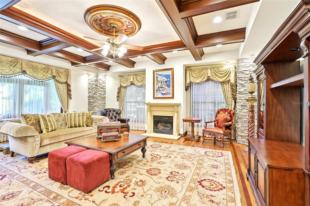 En Venta: $6,490,000 (6 camas, 6 baños, 8726 Pies cuadrados)