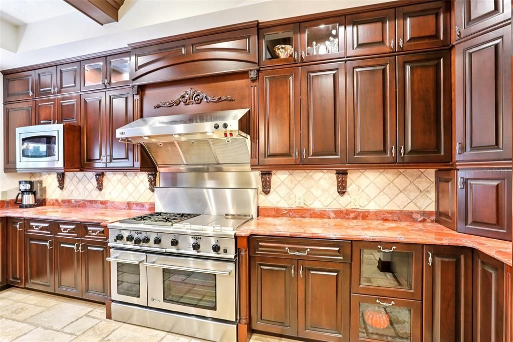 En Venta: $6,490,000 (6 camas, 6 baños, 8726 Pies cuadrados)