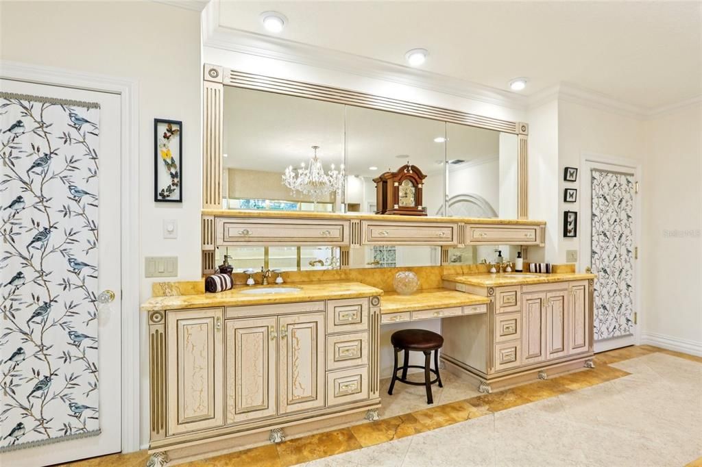 En Venta: $6,490,000 (6 camas, 6 baños, 8726 Pies cuadrados)