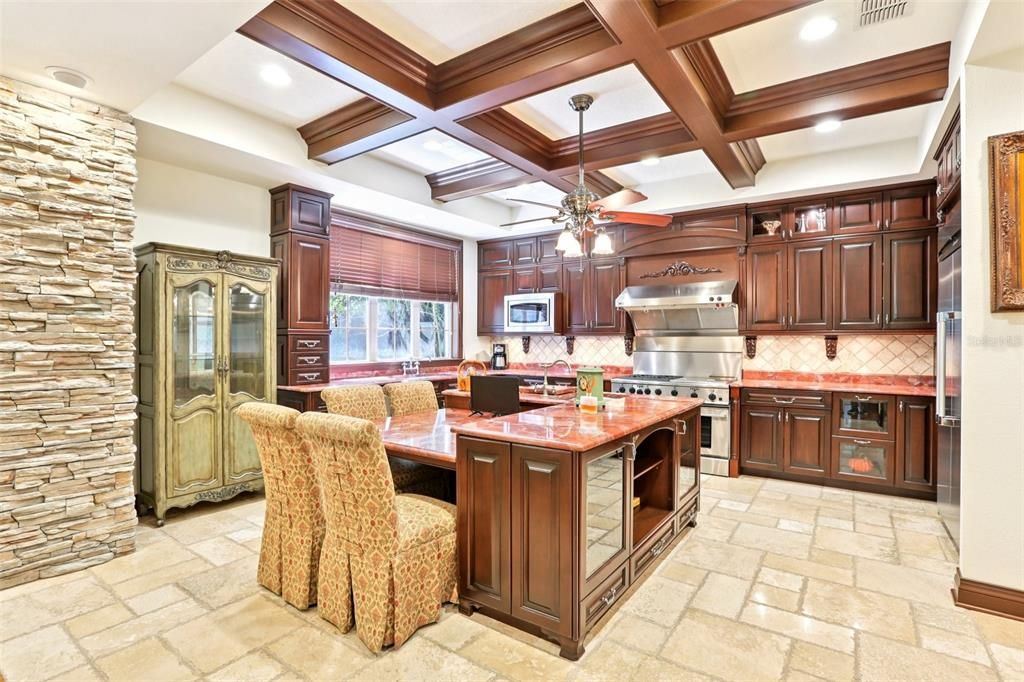 En Venta: $6,490,000 (6 camas, 6 baños, 8726 Pies cuadrados)