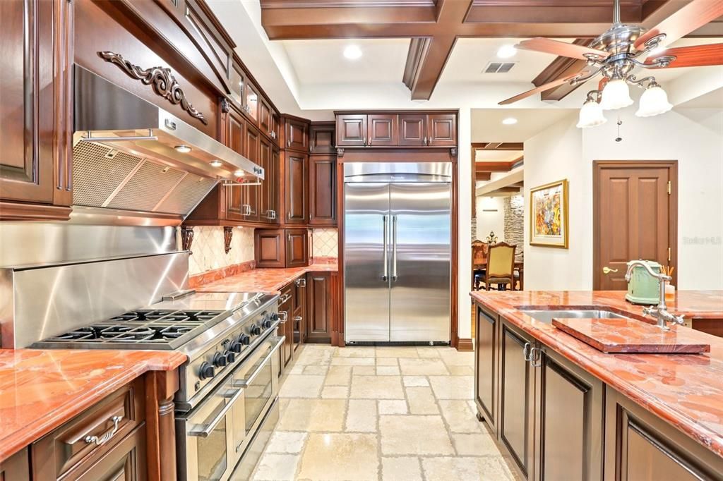 En Venta: $6,490,000 (6 camas, 6 baños, 8726 Pies cuadrados)