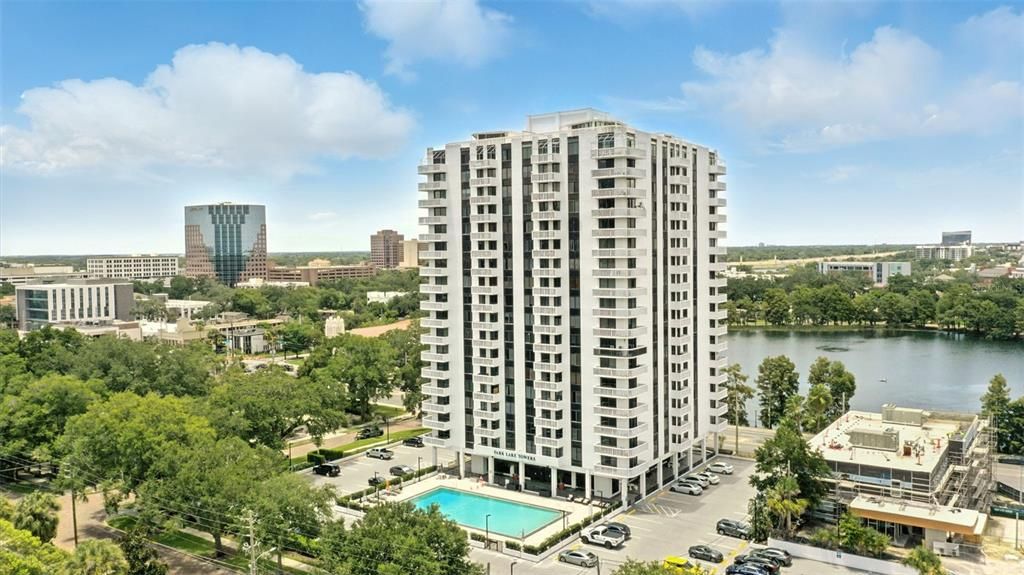 For Sale: $219,000 (1 beds, 1 baths, 799 Square Feet)