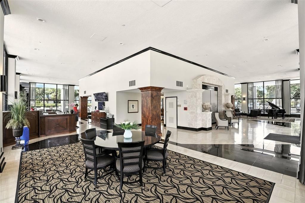 For Sale: $219,000 (1 beds, 1 baths, 799 Square Feet)