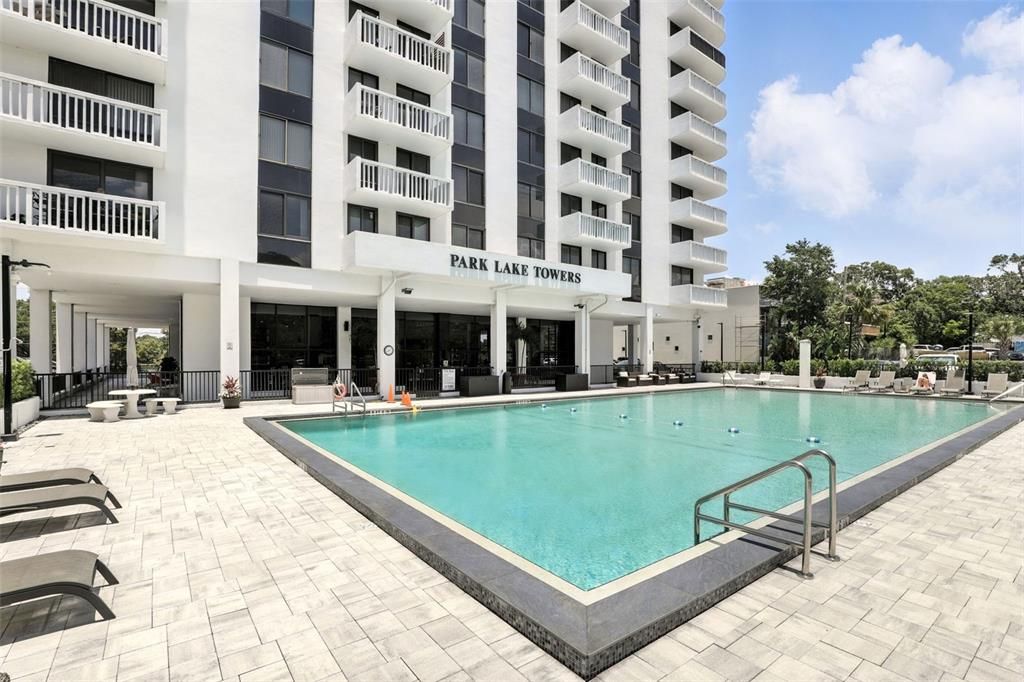 For Sale: $219,000 (1 beds, 1 baths, 799 Square Feet)