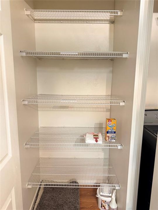 Под контрактом: $140,000 (1 спален, 1 ванн, 825 Квадратных фут)