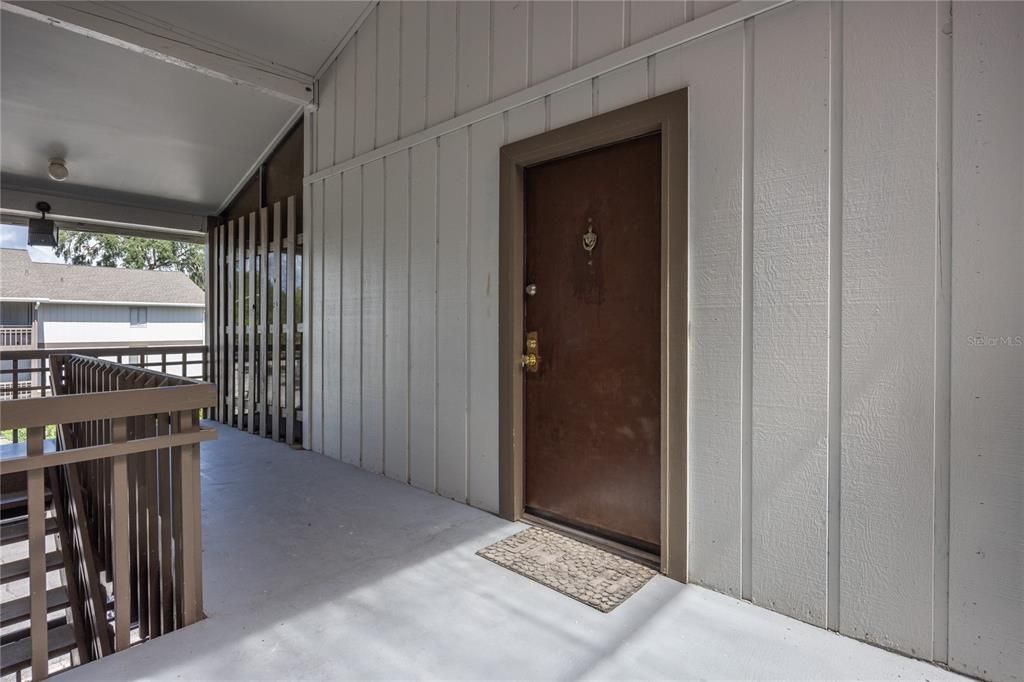 待售: $94,900 (1 贝兹, 1 浴室, 702 平方英尺)