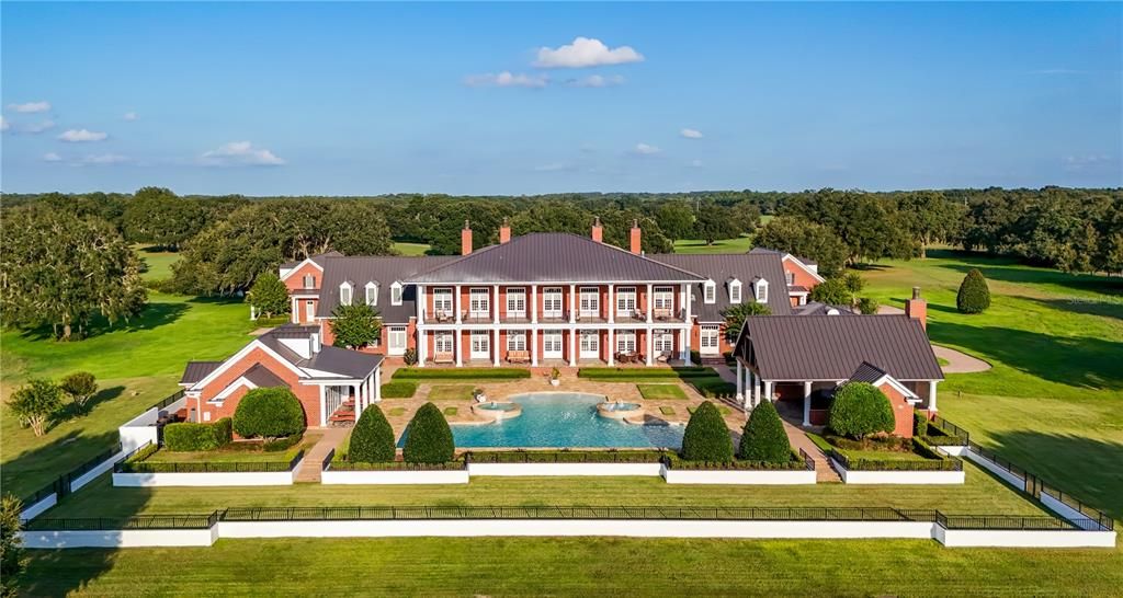 Recently Sold: $6,999,000 (5 beds, 8 baths, 20774 Square Feet)