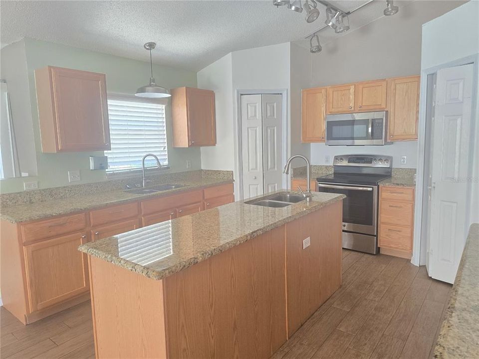 For Sale: $300,000 (4 beds, 2 baths, 2108 Square Feet)