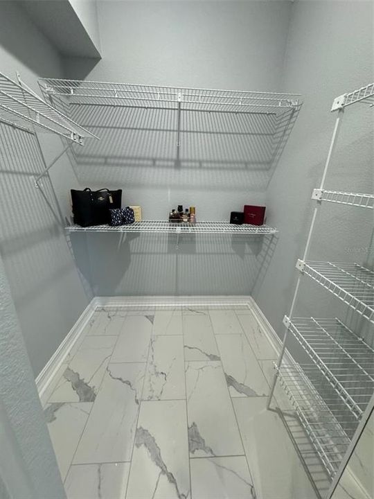 Active With Contract: $529,900 (3 beds, 2 baths, 1814 Square Feet)