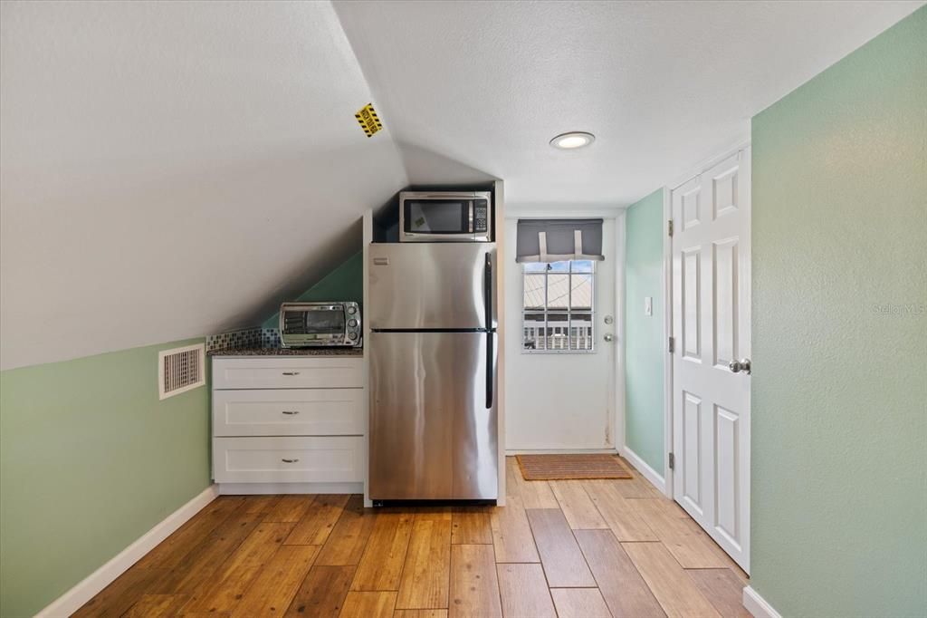 Activo con contrato: $875,000 (5 camas, 0 baños, 2643 Pies cuadrados)