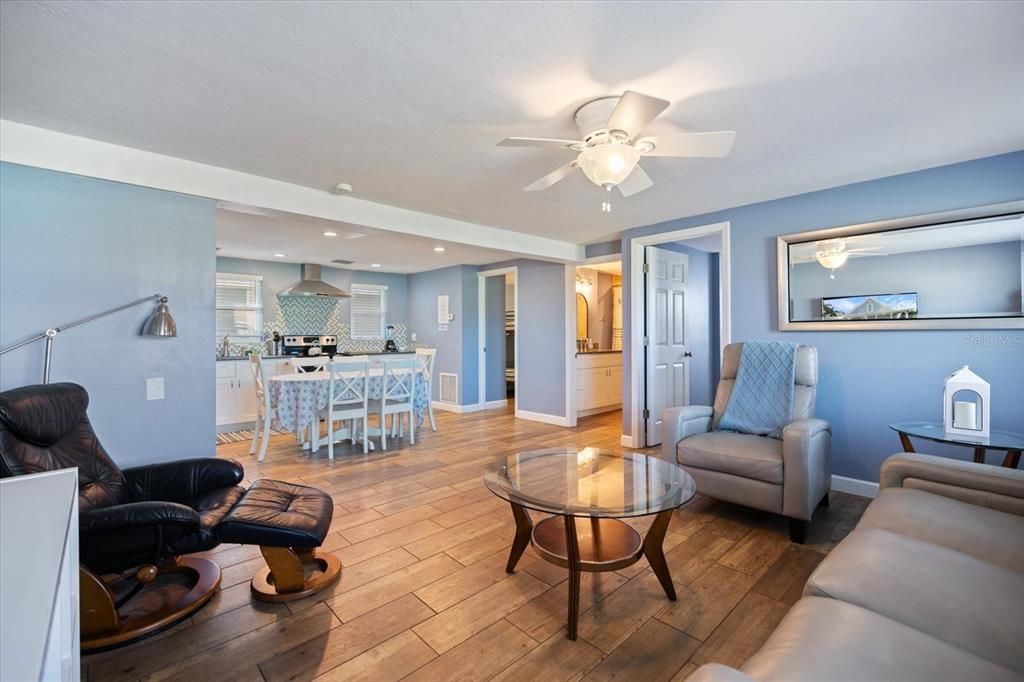 Activo con contrato: $875,000 (5 camas, 0 baños, 2643 Pies cuadrados)