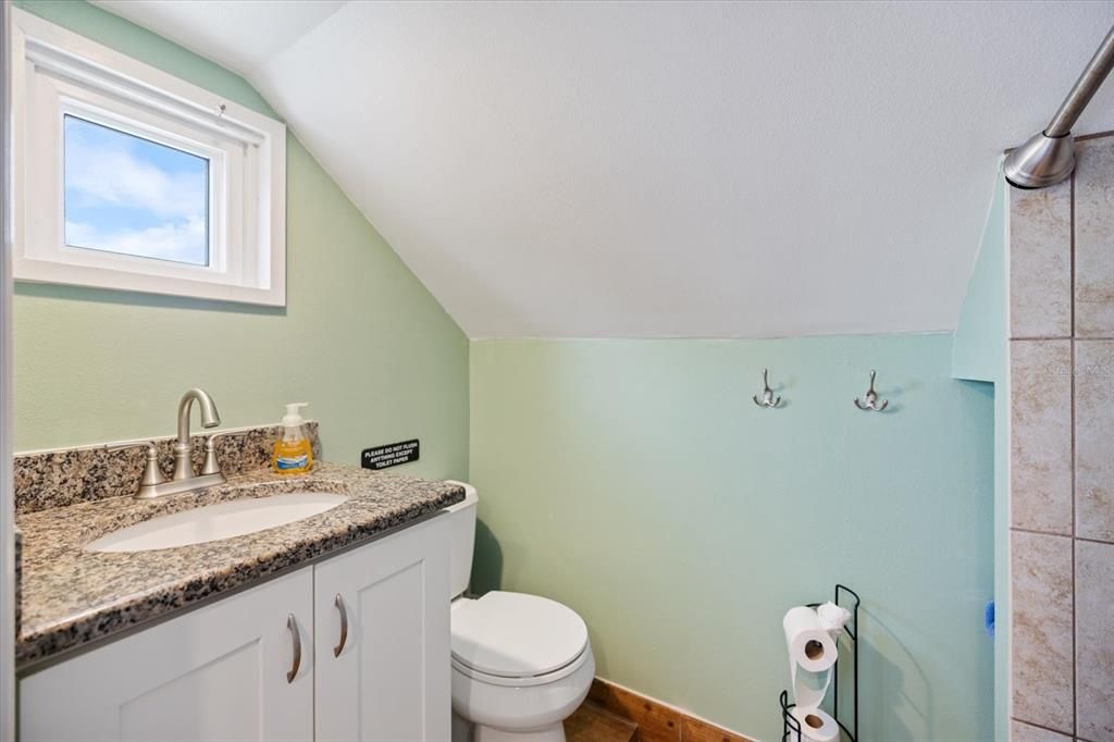 Activo con contrato: $875,000 (5 camas, 0 baños, 2643 Pies cuadrados)