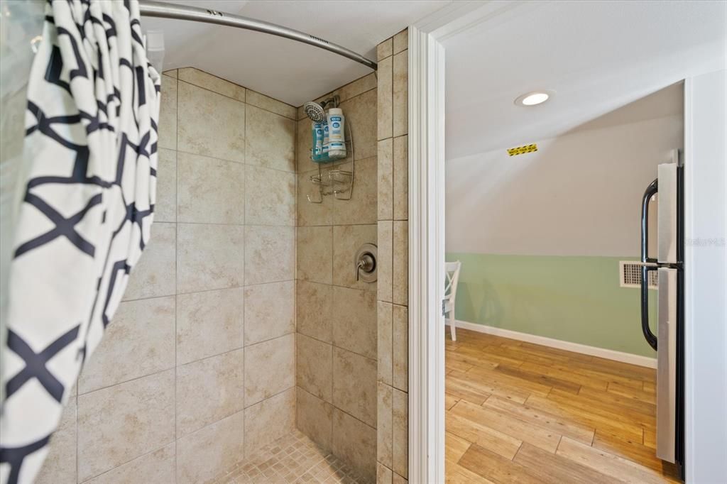 Activo con contrato: $875,000 (5 camas, 0 baños, 2643 Pies cuadrados)