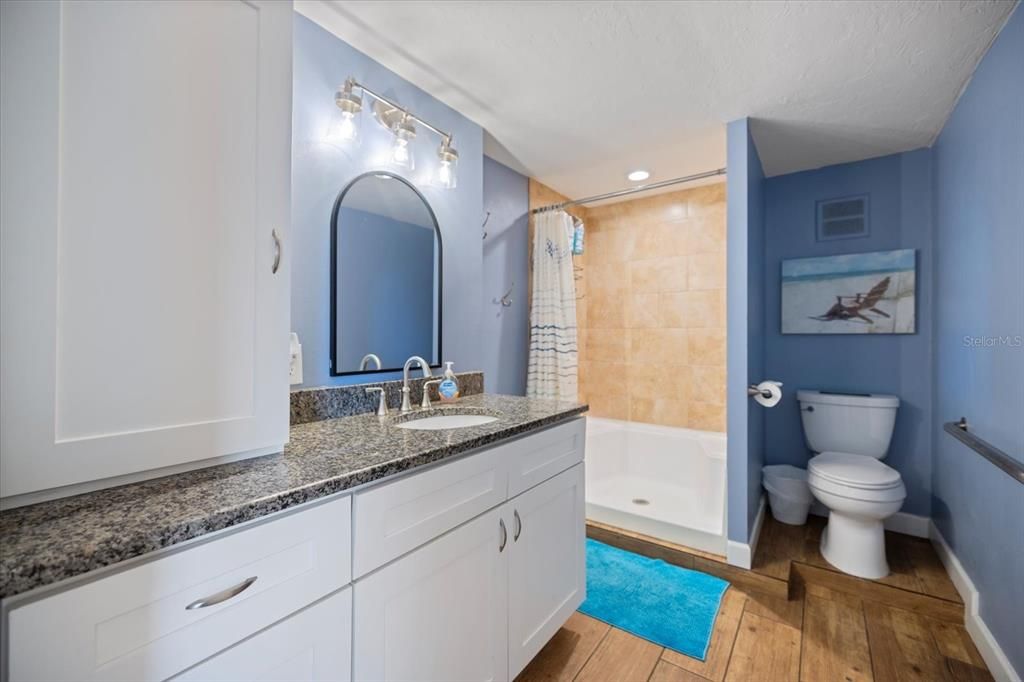 Activo con contrato: $875,000 (5 camas, 0 baños, 2643 Pies cuadrados)