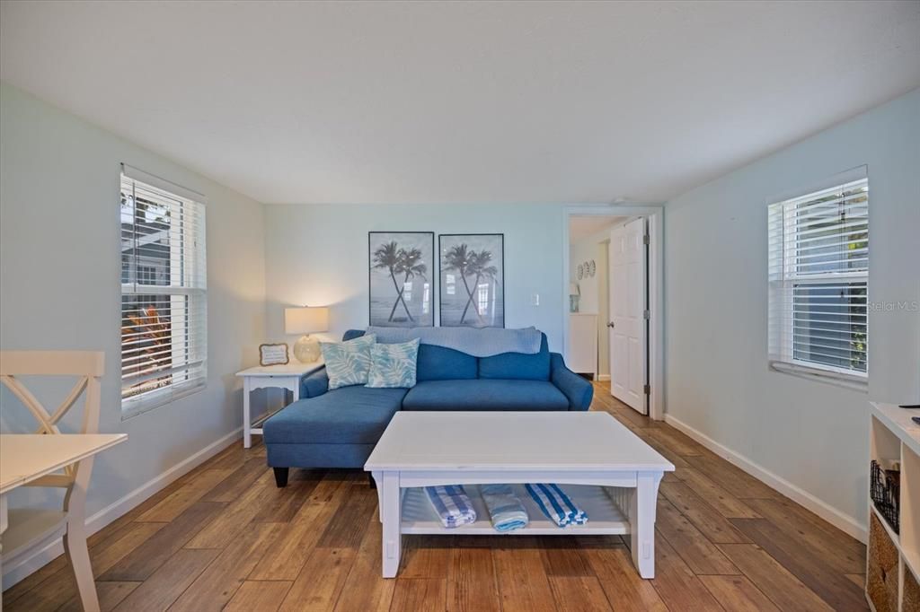 Activo con contrato: $875,000 (5 camas, 0 baños, 2643 Pies cuadrados)