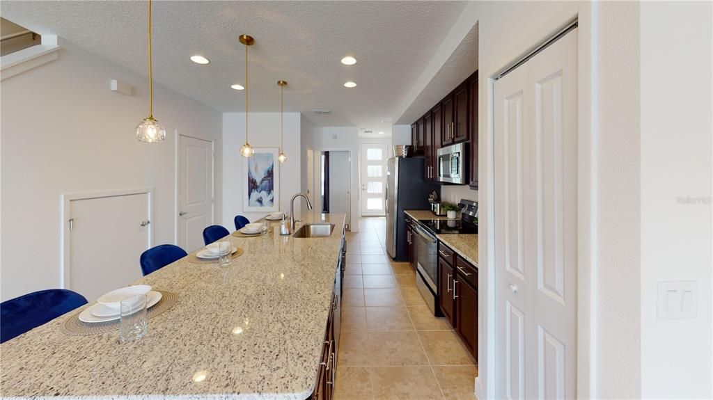 Active With Contract: $2,300 (3 beds, 2 baths, 1591 Square Feet)