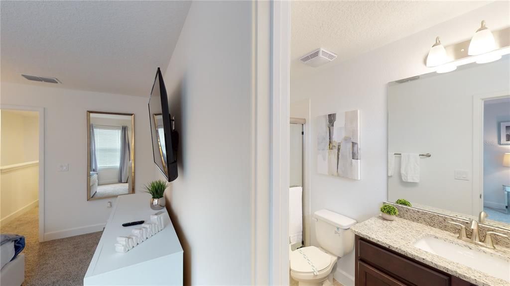 Active With Contract: $2,300 (3 beds, 2 baths, 1591 Square Feet)