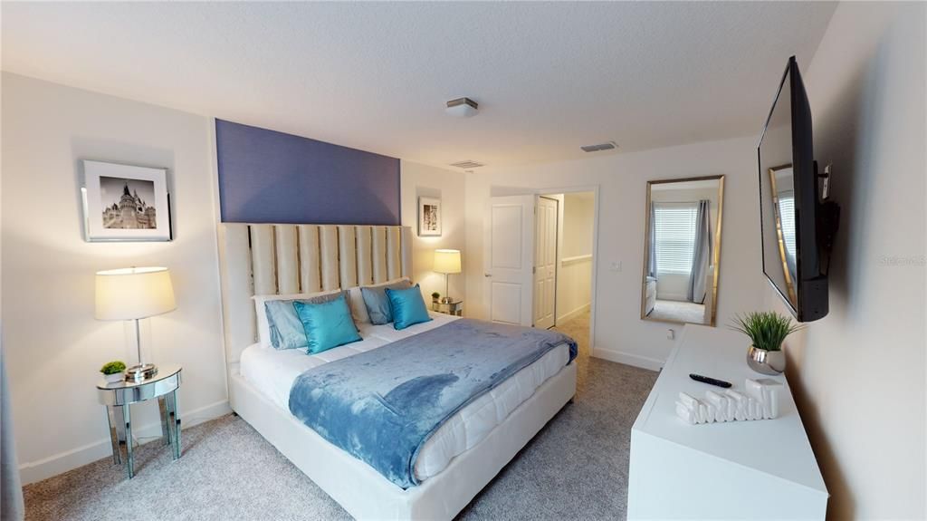 Active With Contract: $2,300 (3 beds, 2 baths, 1591 Square Feet)