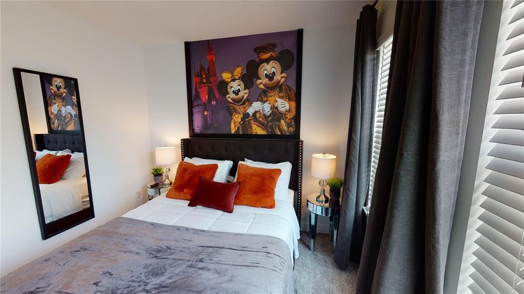 Active With Contract: $2,300 (3 beds, 2 baths, 1591 Square Feet)