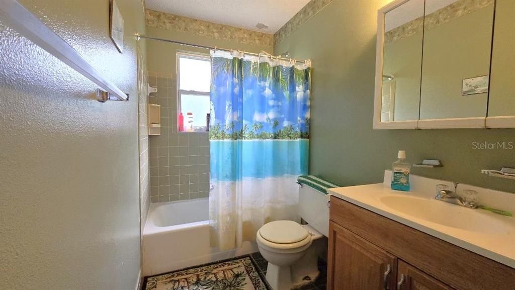 Activo con contrato: $198,000 (3 camas, 2 baños, 1248 Pies cuadrados)