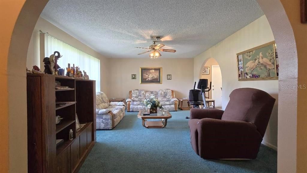 Activo con contrato: $198,000 (3 camas, 2 baños, 1248 Pies cuadrados)