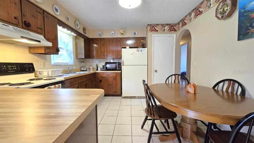 Activo con contrato: $198,000 (3 camas, 2 baños, 1248 Pies cuadrados)