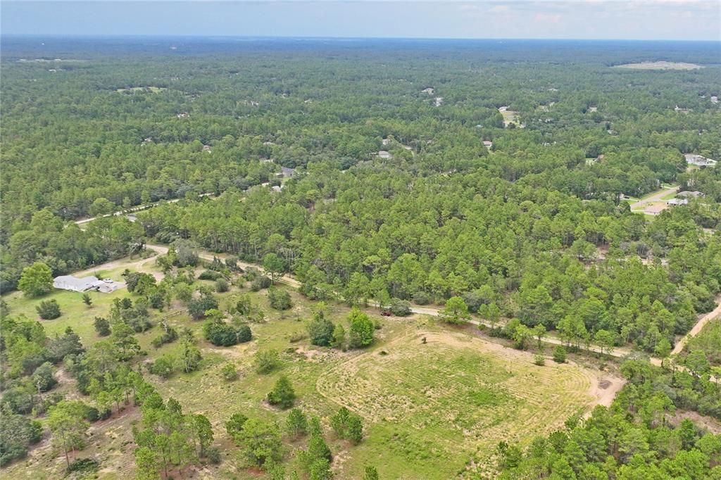 На продажу: $449,000 (16.39 acres)