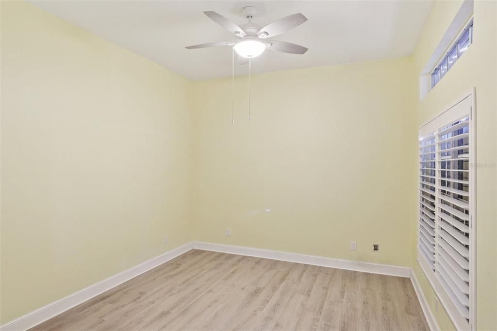 For Sale: $325,000 (2 beds, 2 baths, 1357 Square Feet)