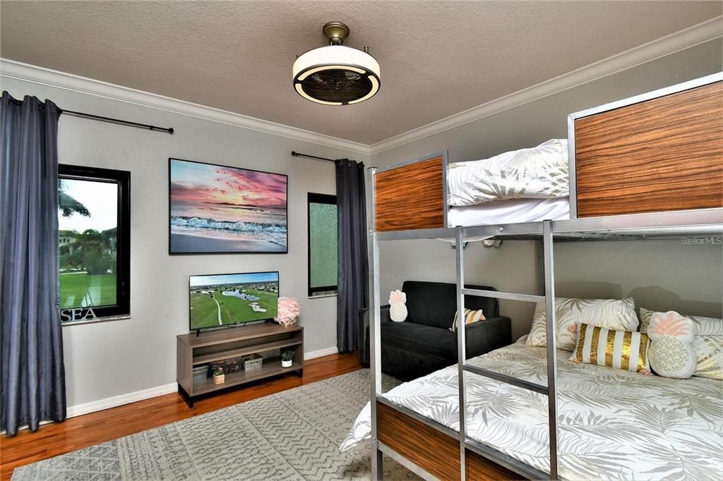 待售: $1,099,999 (4 贝兹, 3 浴室, 3448 平方英尺)