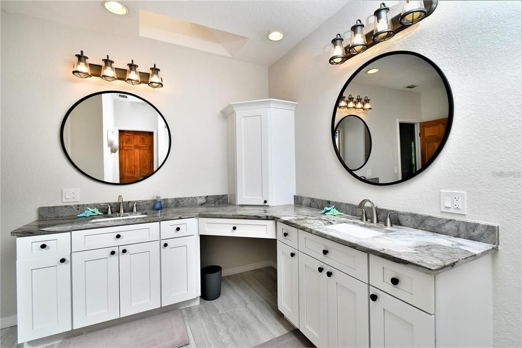 待售: $1,099,999 (4 贝兹, 3 浴室, 3448 平方英尺)