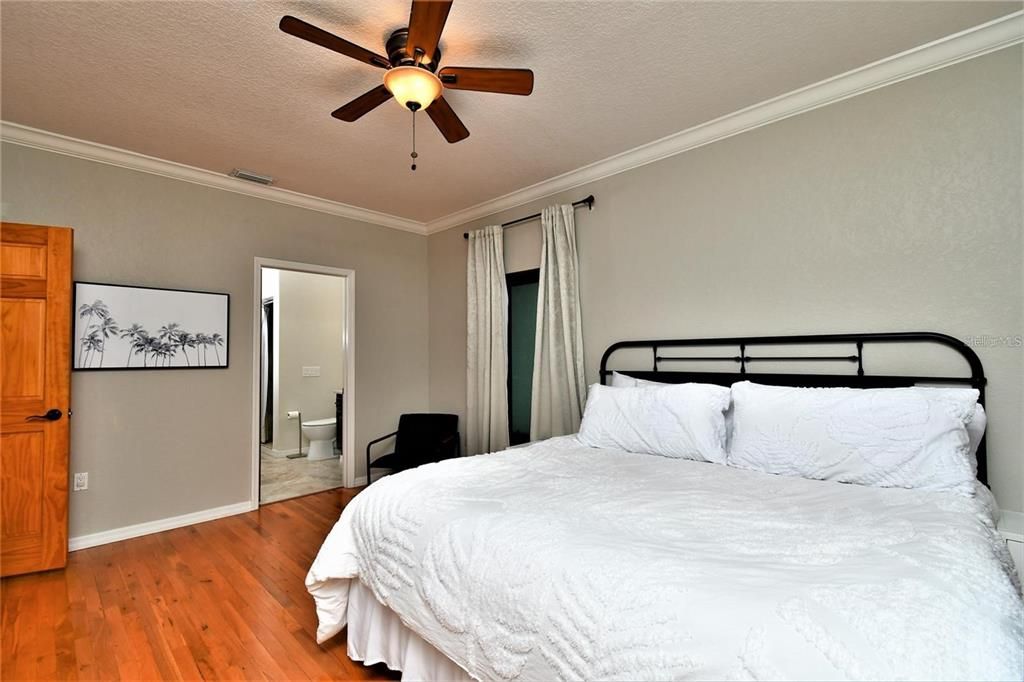 待售: $1,099,999 (4 贝兹, 3 浴室, 3448 平方英尺)