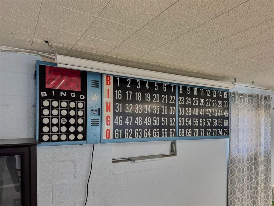 待售: $87,000 (2 贝兹, 2 浴室, 720 平方英尺)