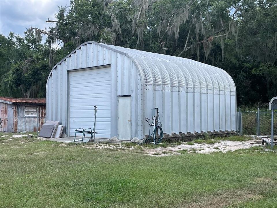 For Sale: $150,000 (1 beds, 1 baths, 640 Square Feet)