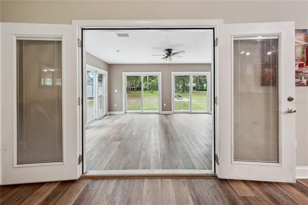 待售: $399,000 (3 贝兹, 2 浴室, 2336 平方英尺)