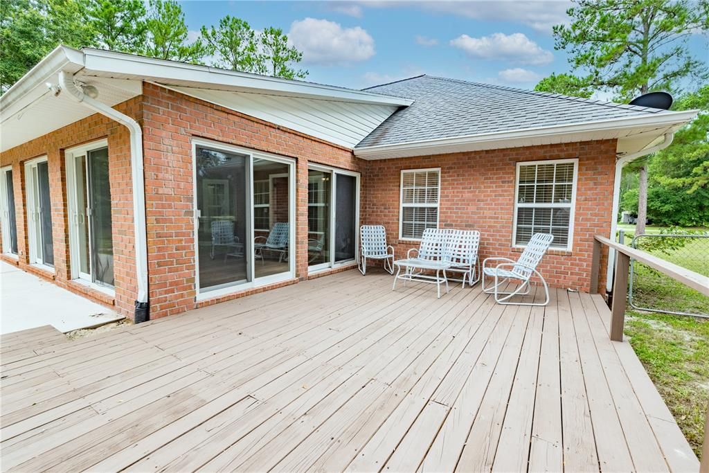 待售: $399,000 (3 贝兹, 2 浴室, 2336 平方英尺)