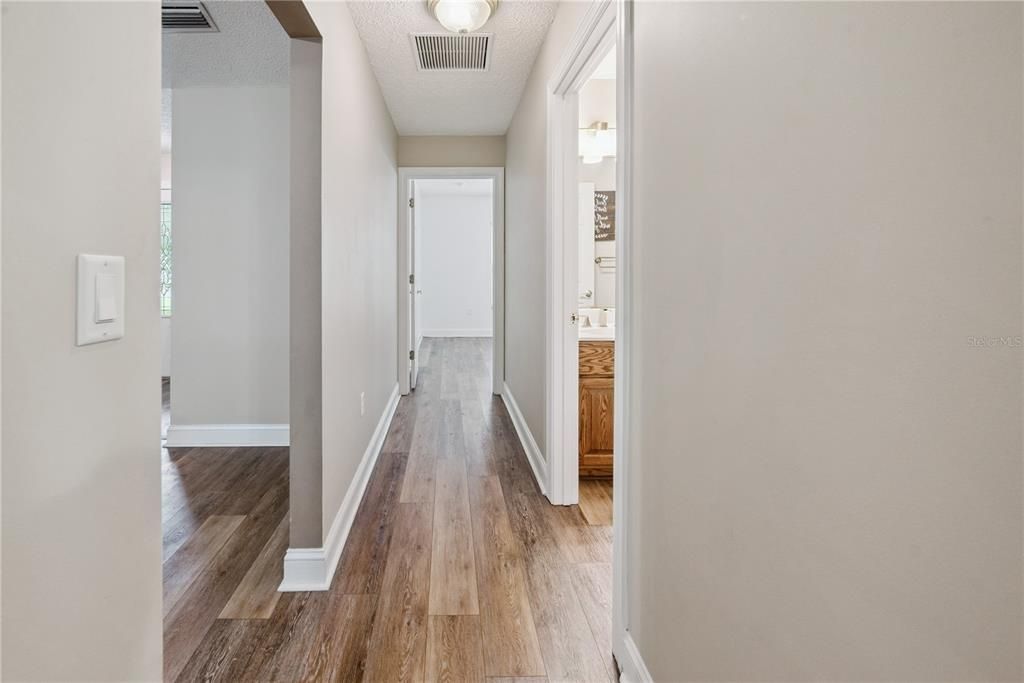 待售: $399,000 (3 贝兹, 2 浴室, 2336 平方英尺)