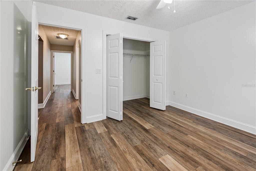 待售: $399,000 (3 贝兹, 2 浴室, 2336 平方英尺)