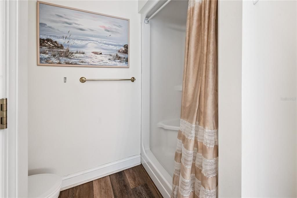 待售: $399,000 (3 贝兹, 2 浴室, 2336 平方英尺)