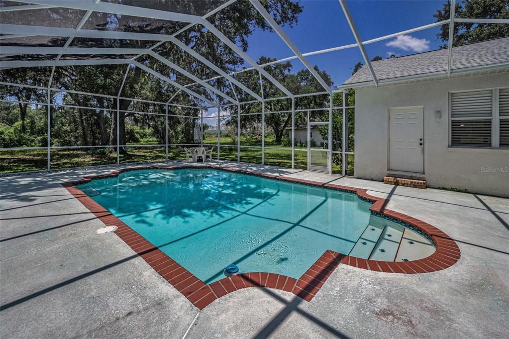 En Venta: $849,900 (3 camas, 3 baños, 2679 Pies cuadrados)