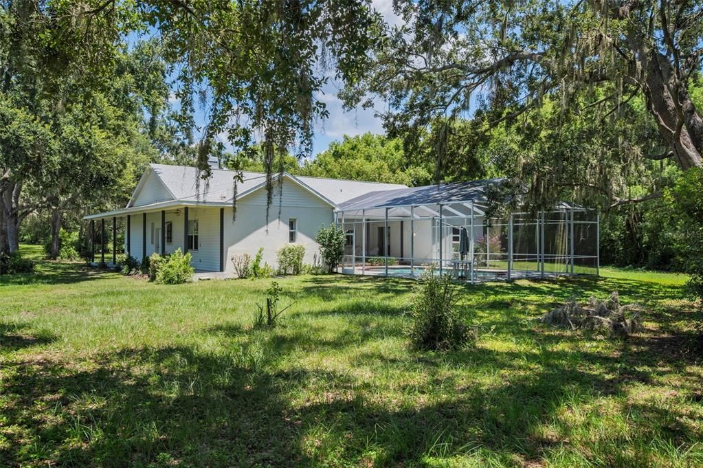 En Venta: $849,900 (3 camas, 3 baños, 2679 Pies cuadrados)