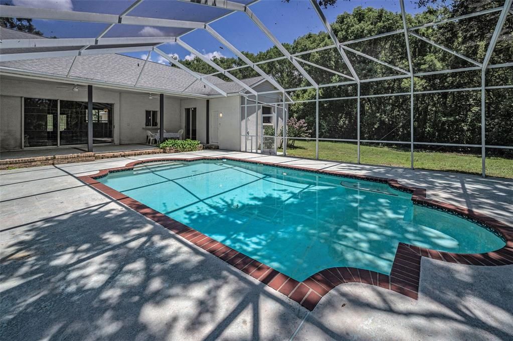 En Venta: $849,900 (3 camas, 3 baños, 2679 Pies cuadrados)