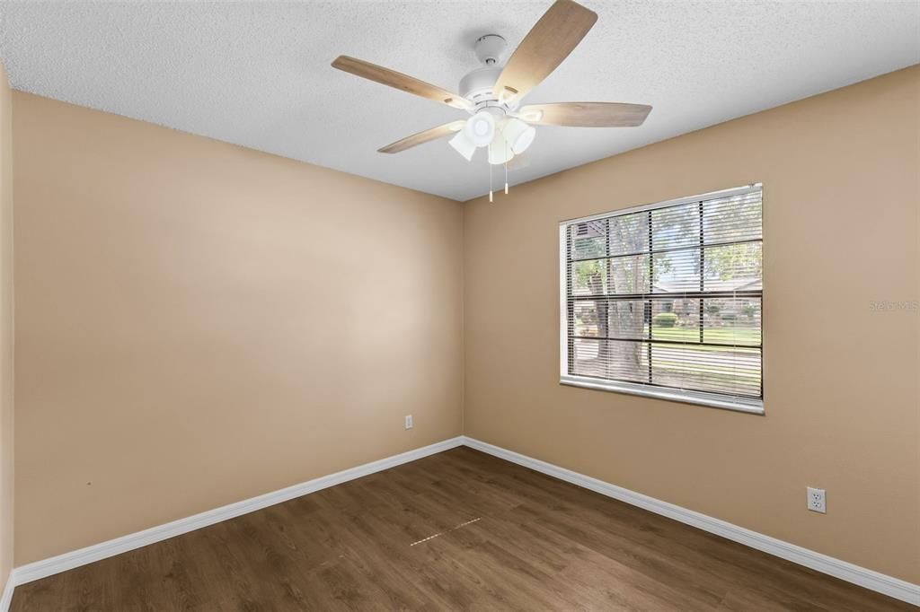 En Venta: $374,900 (4 camas, 2 baños, 1312 Pies cuadrados)