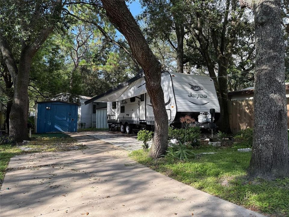 Recently Rented: $1,000 (1 beds, 1 baths, 256 Square Feet)