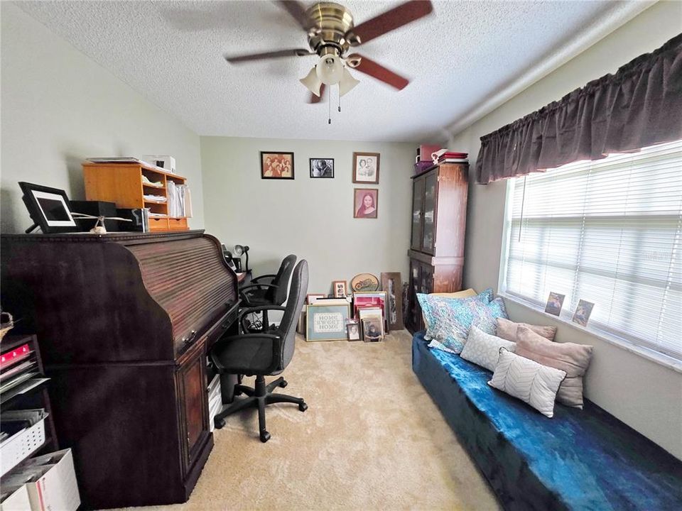 待售: $379,000 (3 贝兹, 2 浴室, 1416 平方英尺)