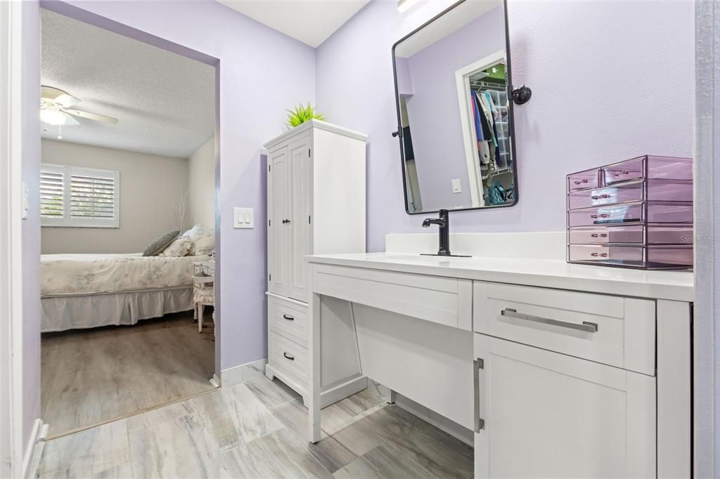 Activo con contrato: $199,900 (2 camas, 2 baños, 1072 Pies cuadrados)