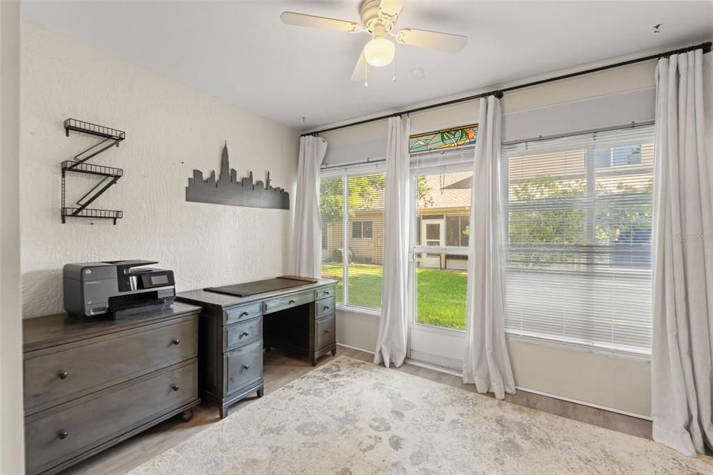 Activo con contrato: $199,900 (2 camas, 2 baños, 1072 Pies cuadrados)