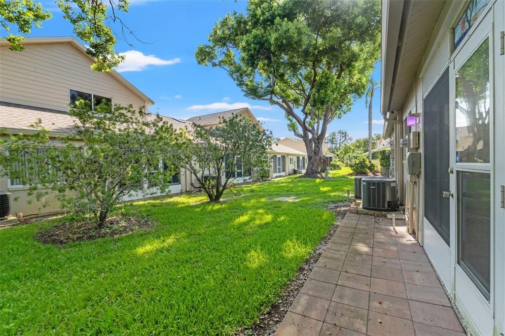 Activo con contrato: $199,900 (2 camas, 2 baños, 1072 Pies cuadrados)