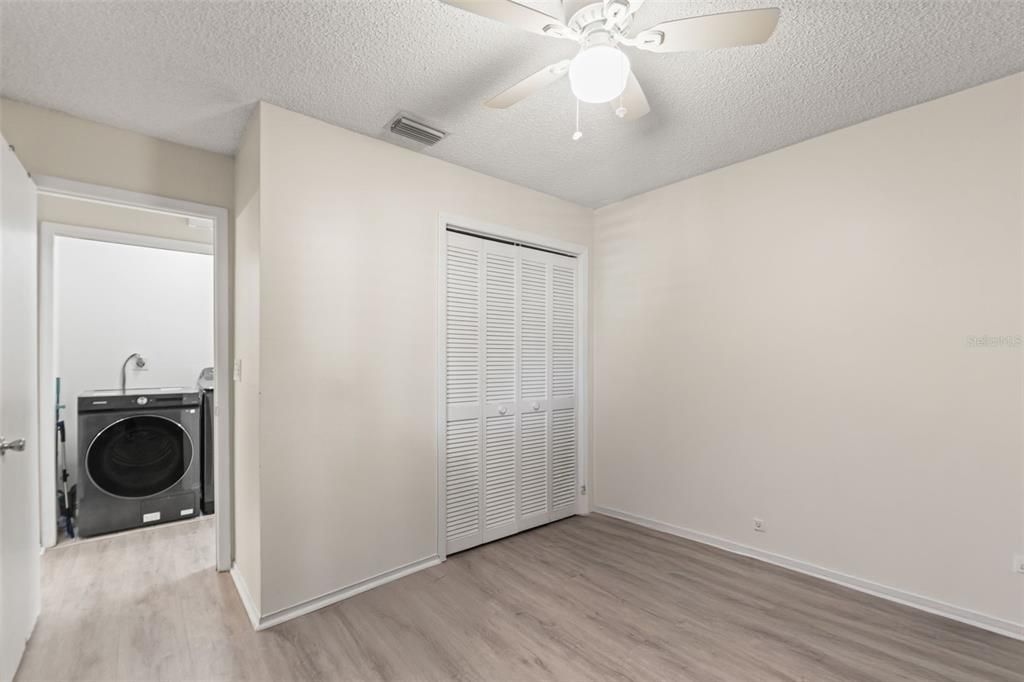 Activo con contrato: $199,900 (2 camas, 2 baños, 1072 Pies cuadrados)