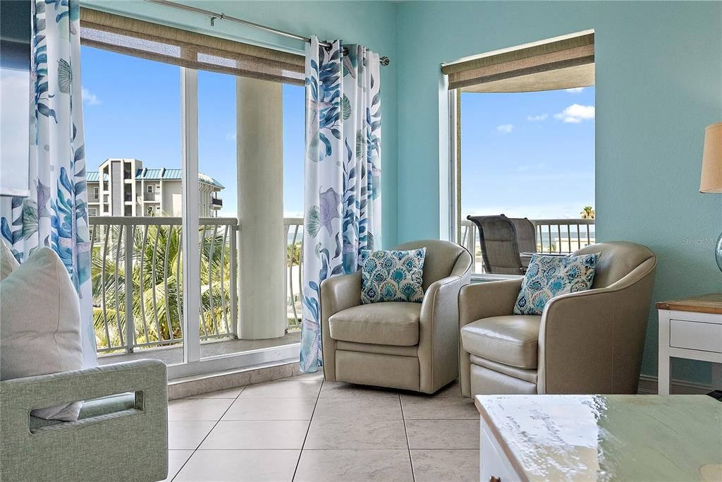 待售: $525,000 (2 贝兹, 2 浴室, 914 平方英尺)